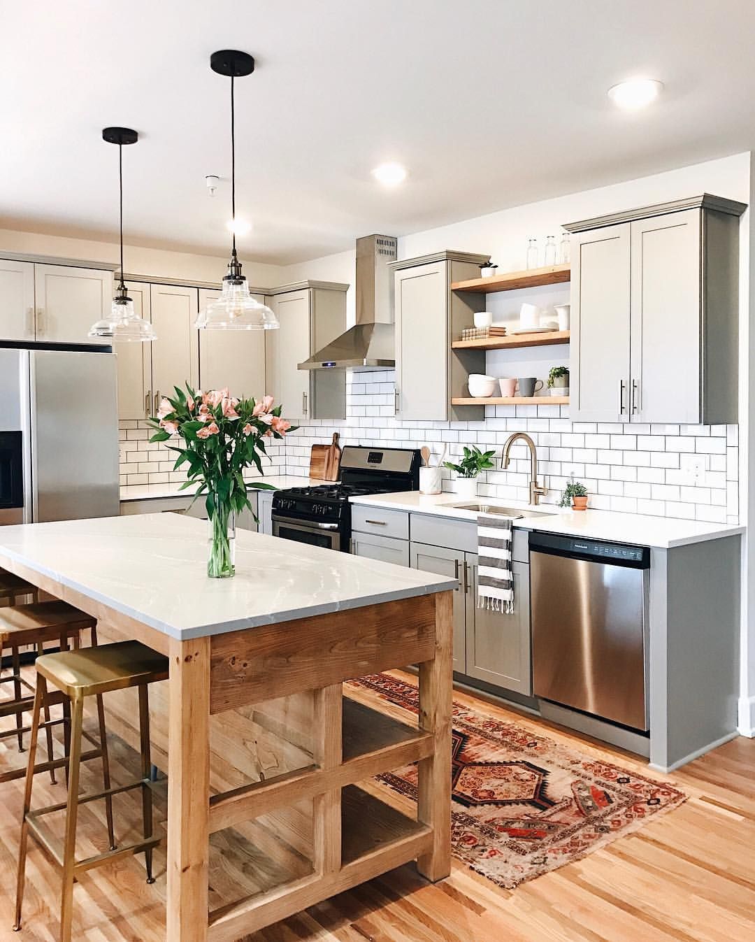 5 Kitchen Island Ideas You Won't Be Able to Shake Off Your Head_