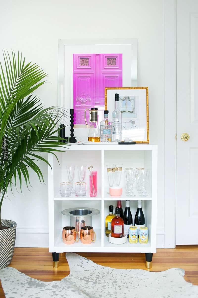 8 Home Bars & Carts That Will Inspire Your Inner Interior Designer_1
