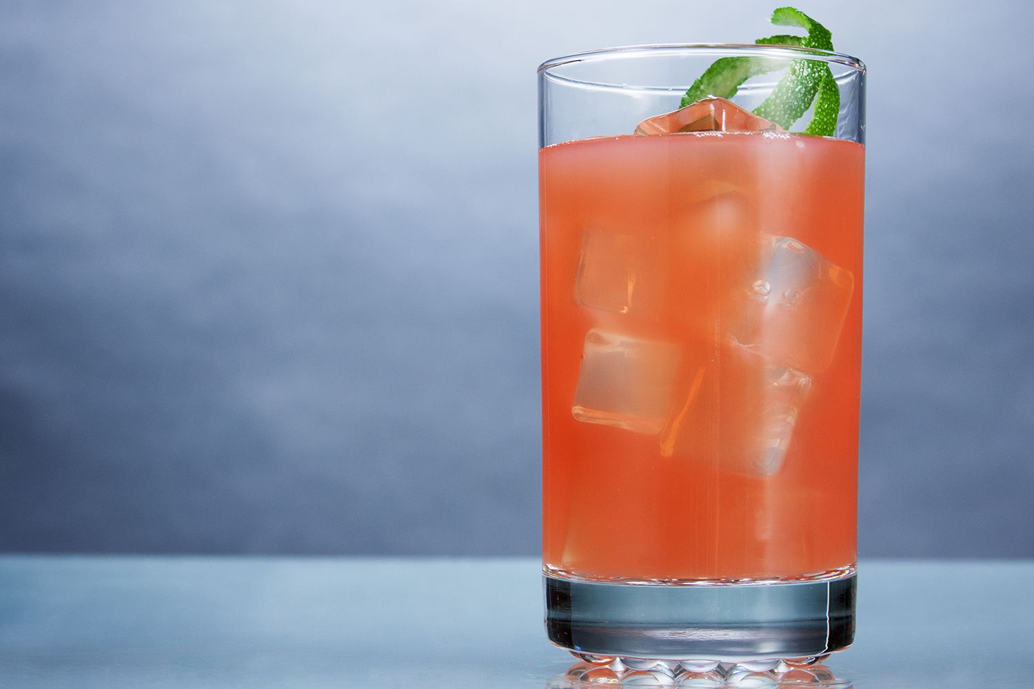 These 5 Spring Cocktails Will Make You Want to Get Your Own Bar_1