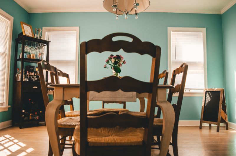 Neutral Dining Room Decor To Tune Down To Tranquility